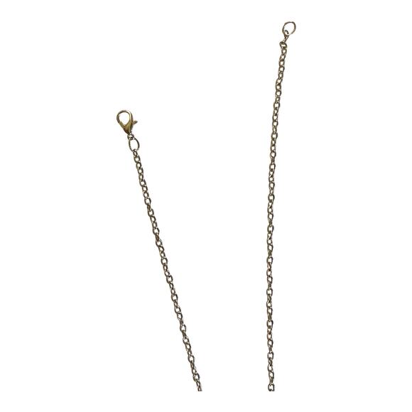 Hello Kitty Accessory Gift Set | Necklace, Keychain, Shoe Charms, Hair Clips Set - Picture 6 of 7